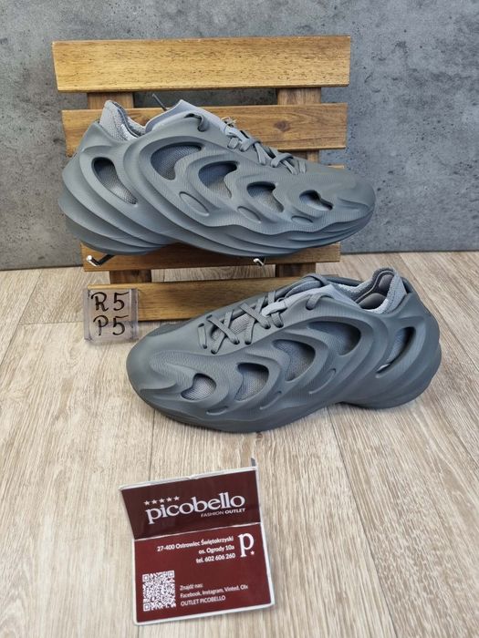 Buty Adidas    .