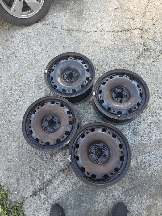 Felgi Stalowe 5x100 R15 Et38 Polo Fabia Ibiza Roomster