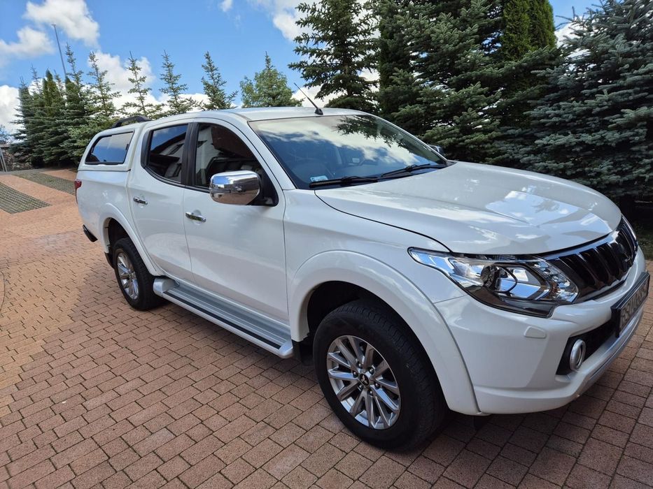Mitsubishi L200 Mitsubishi L200 z zabudową, stan bardzo dobry