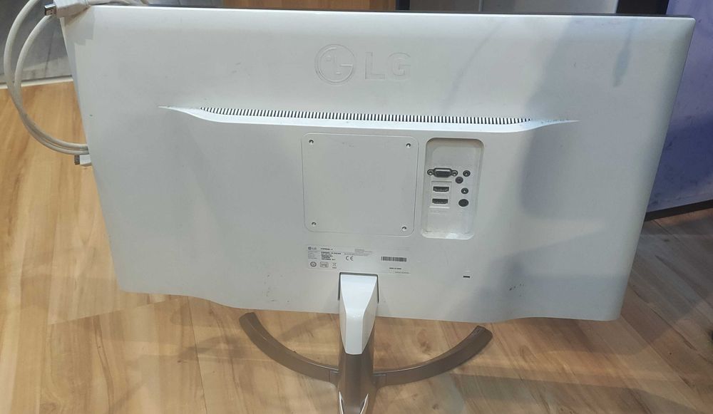 Monitor Monitor LG 27MP89HM-S 27" kompletnie bezramkowy