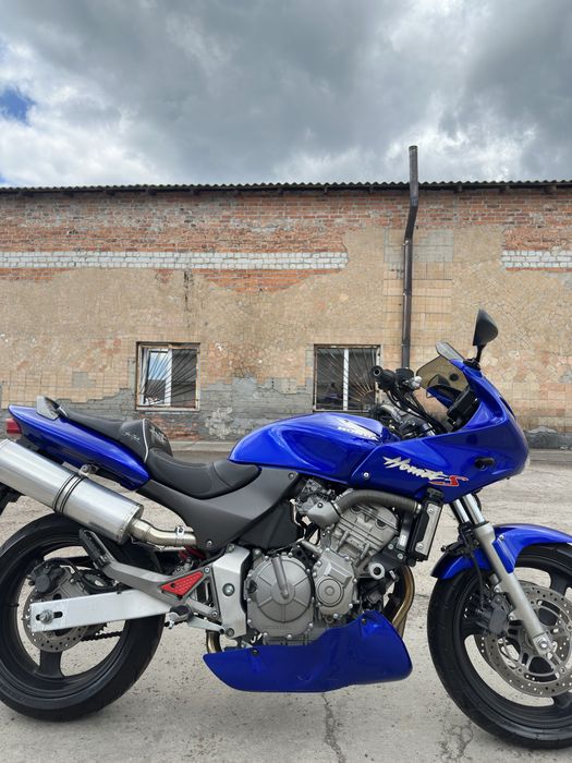 Honda hornet 600