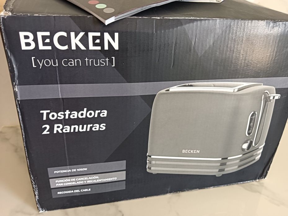 Torradeira Becken 2 ranhuras 1050W