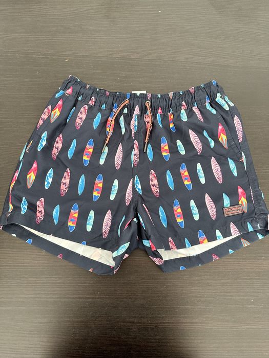 Calções de banho novos