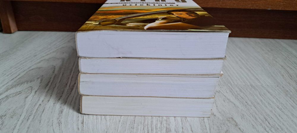 4 Stephen King Uciekinier Strefa śmierci Dolores Claiborne Regulatorzy