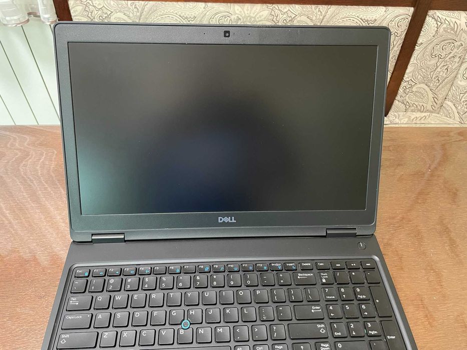 Ноутбук 15" FHD IPS Dell Precision 3530 (i7-8850H/16/SSD256/P600)