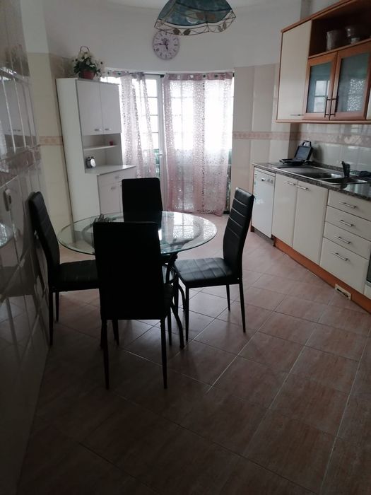 Quartos mobilados - centro Montijo