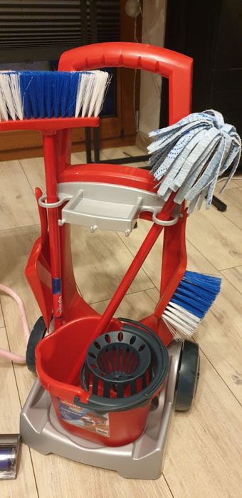 Zestaw zabawek .Miniatury viledy ,dysona ,bosha.