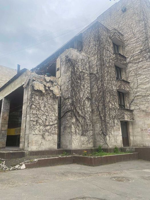 Продаж окремої будівлі 3139 м.кв вул.Січових Стрільців у центрі Києва