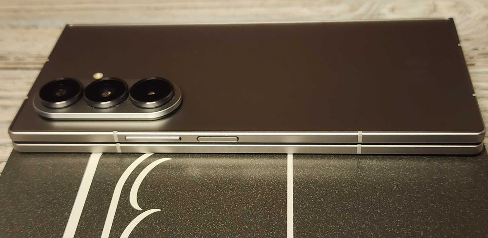 Samsung Galaxy Z Fold7 Silver Shadow 12/512Gb (EU) | 1.250 $$ | EmojieStore Гарантия