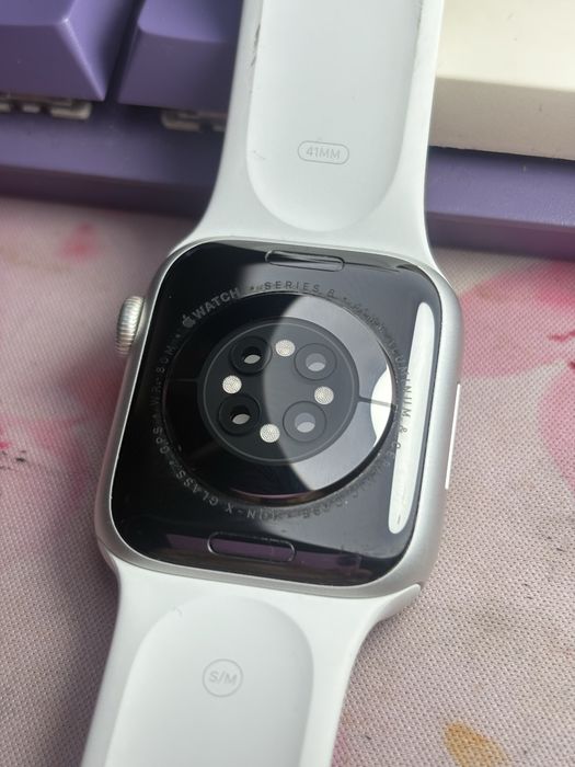 Apple Watch series 8