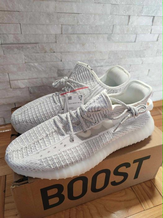 Adidas Yeezy Boost 350 V2 “Triple White” – EU 45