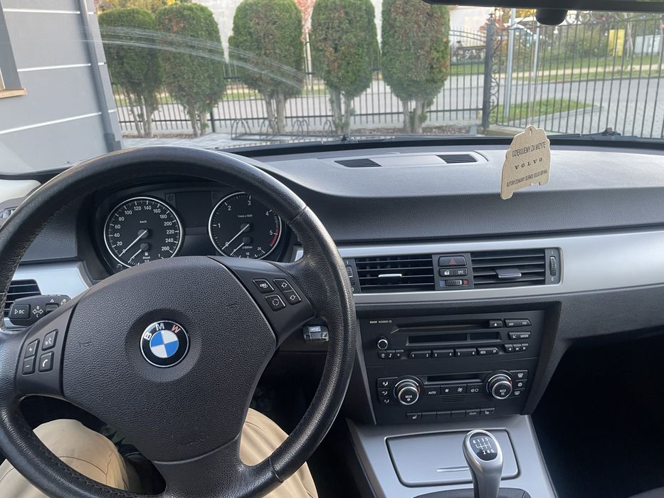 BMW e91 318d/2008r/143km