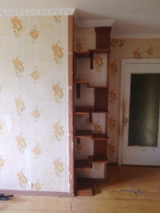 Полиця дубова, добротна . 51*35*210