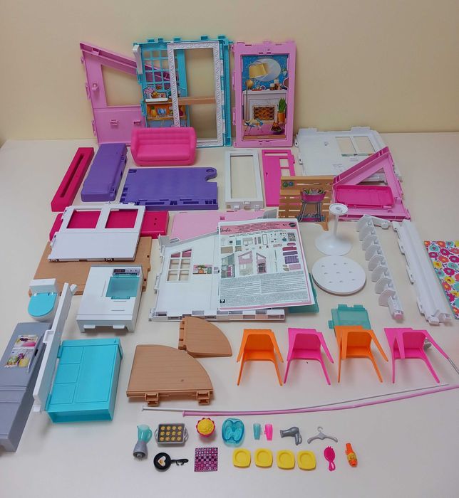 Mattel Barbie duży domek dla lalek Malibu FXG57 BB11