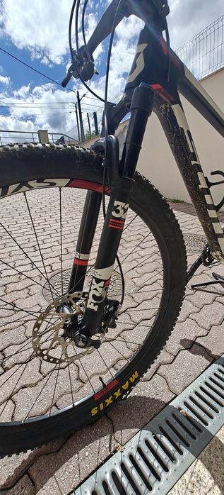 Bicicleta Scott Scale 920 T-M - muitos extras , pneus novos