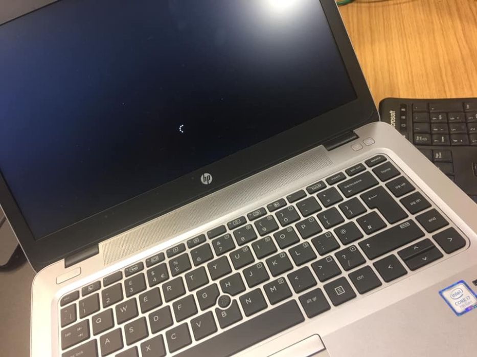 Usługi IT - naprawa laptopów, składanie PC. Aktualizacja Win 10 na 11