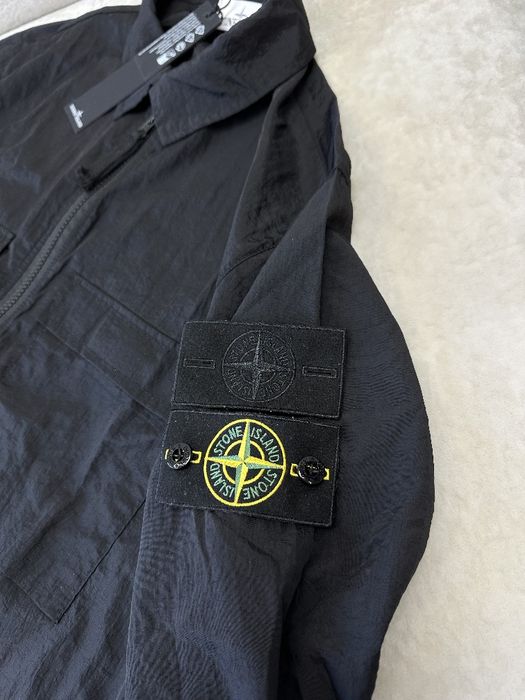 Чоловічий нейлоновий овершот Stone Island | Тренд 2026
