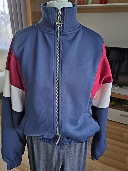 Bluza sportowa bershka
