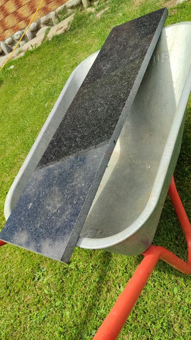 Płyty granitowe na schody/parapety/blaty