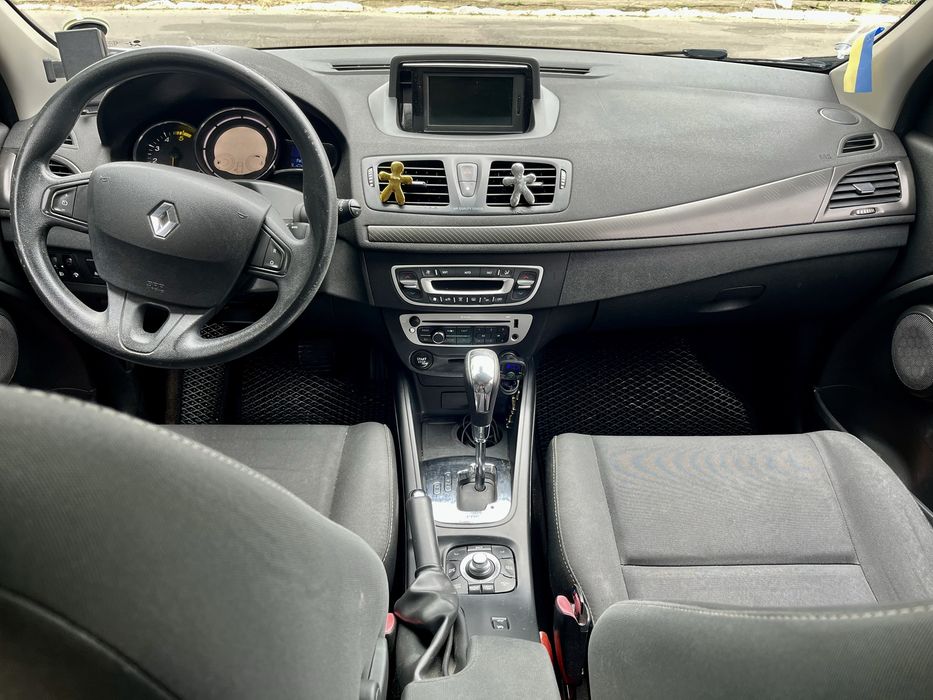 Продам Renault Megane III 2013 року.