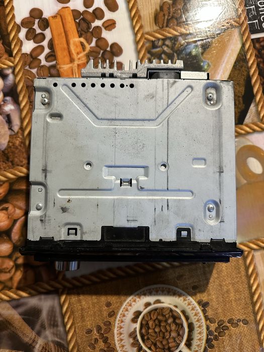 Магнитола Pioneer DEH X5600BT