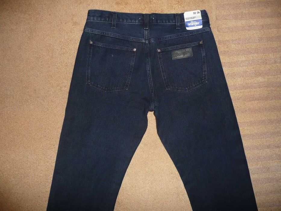 NOWE spodnie dżinsy WRANGLER W32/L36=44/116cm jeansy