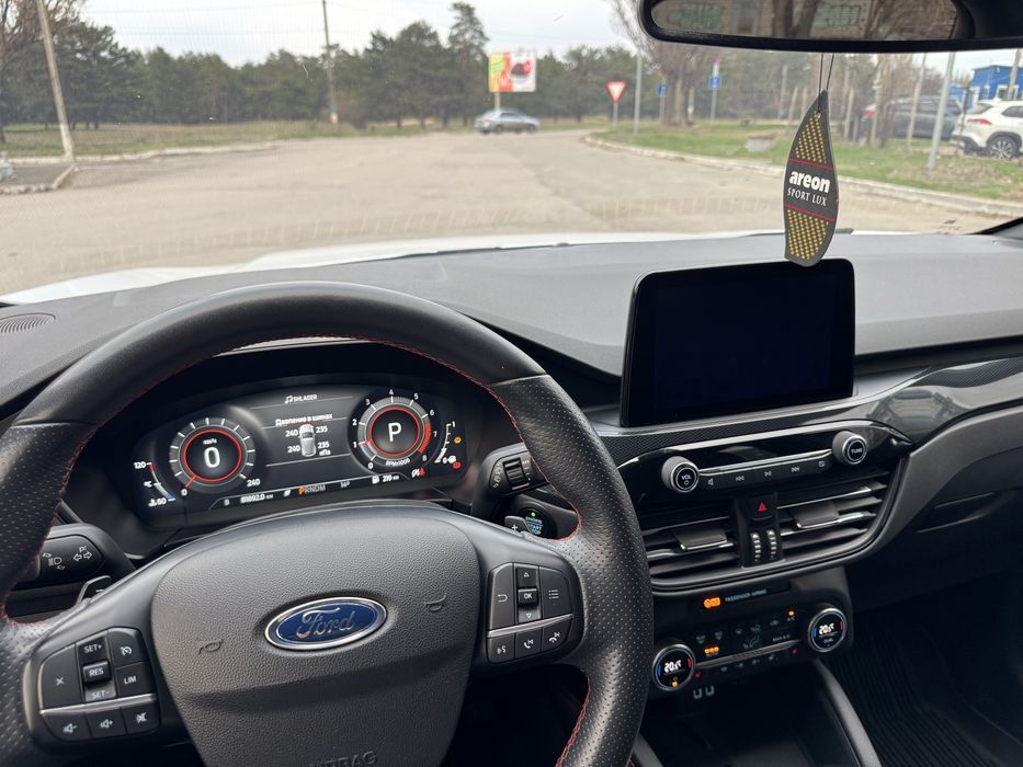 Ford Kuga 3  ST-line куплен в 2022 году