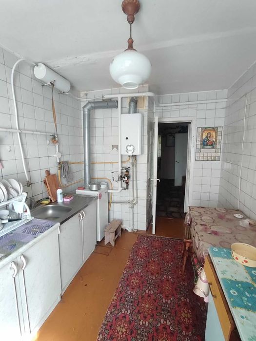 Селещина, 4-х кімнатна в центрі