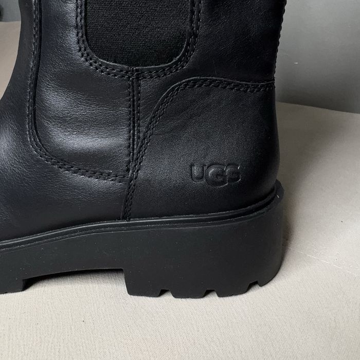 Жіночі черевики UGG