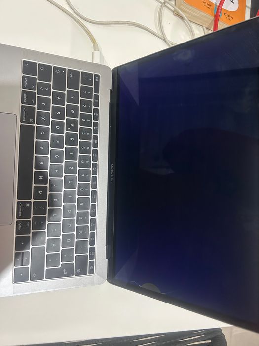 Macbook Pro 2017 usado