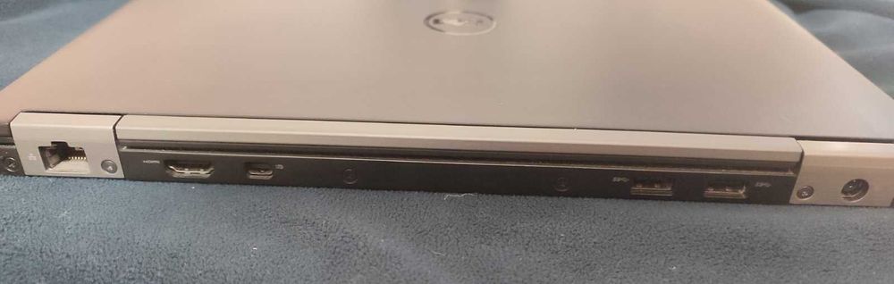 Ноутбук DELL E7270