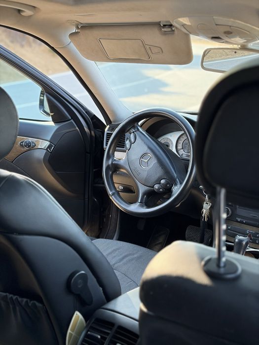 Mercedes W211 E 220 - 2009 ( Auto)