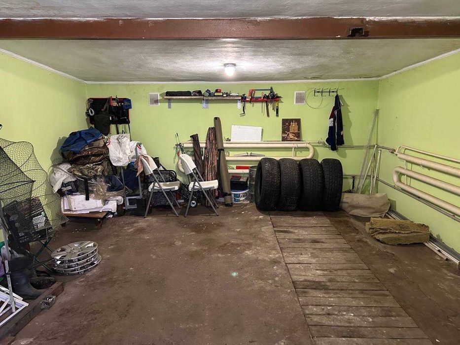 Гараж в ЦЕНТРІ міста повністю ПРИВАТИЗОВАНИЙ