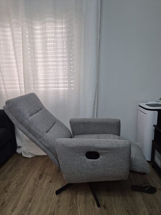 Poltrona reclinável