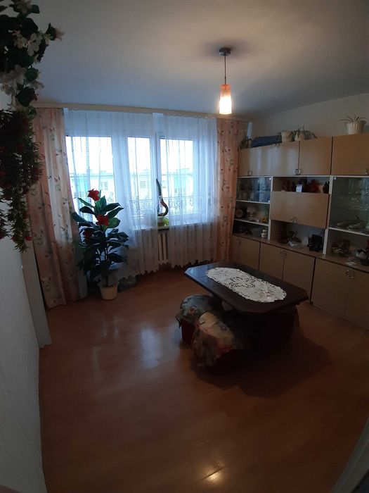 Na wynajem 2 pokojowe mieszkanie z balkonem