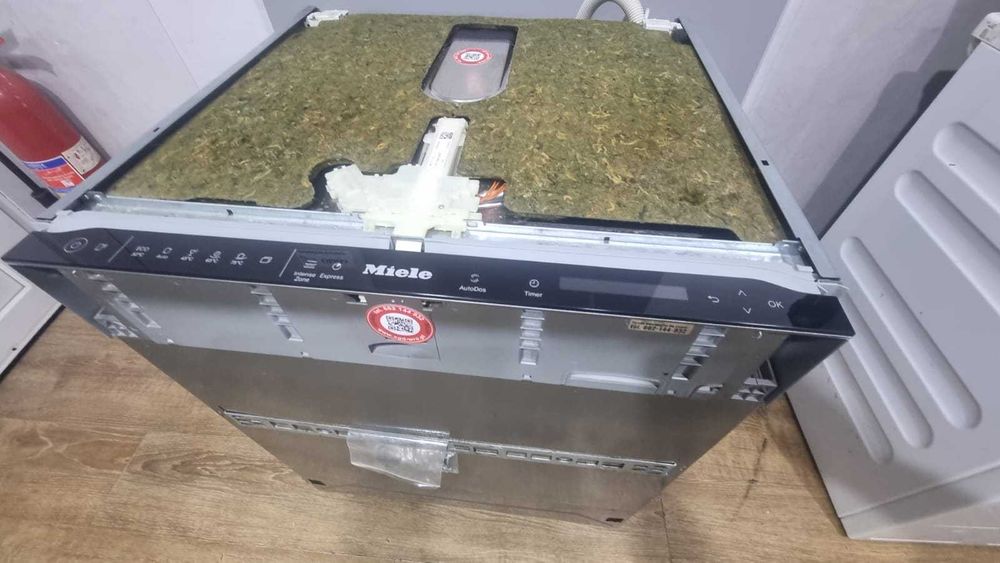 Zmywarka do pełnej zabudowy Miele G 7365 SCVi XXL, AutoDos, PowerDisk