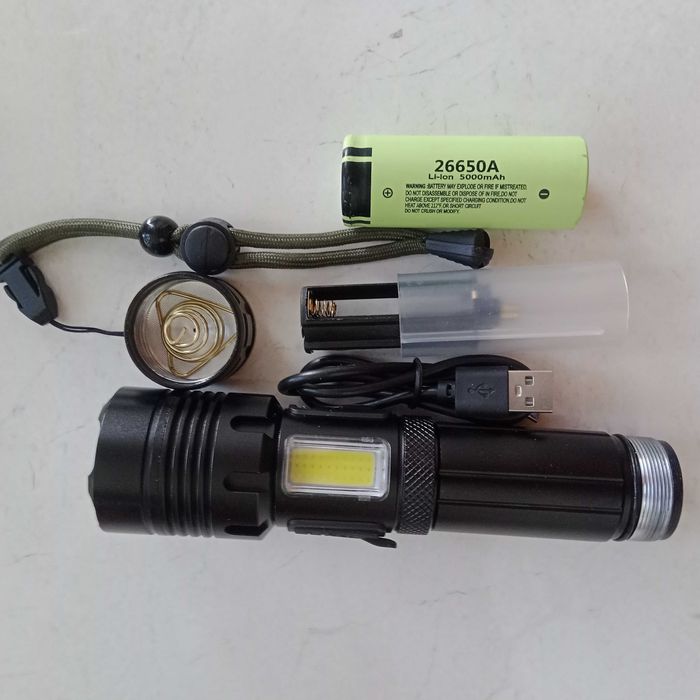 Ліхтарик світлодіодний фонарик тактичних