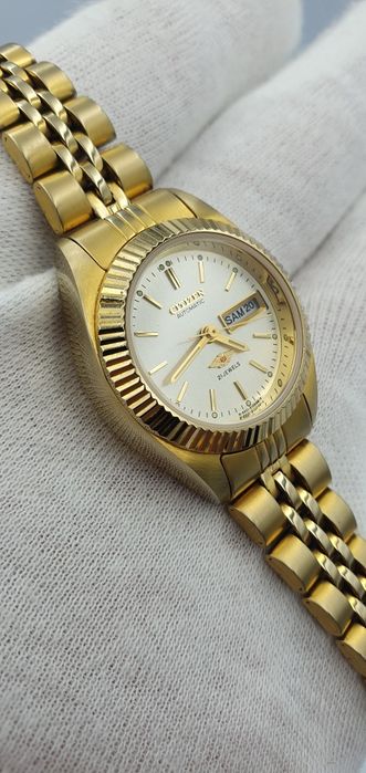 citizen vintage day date