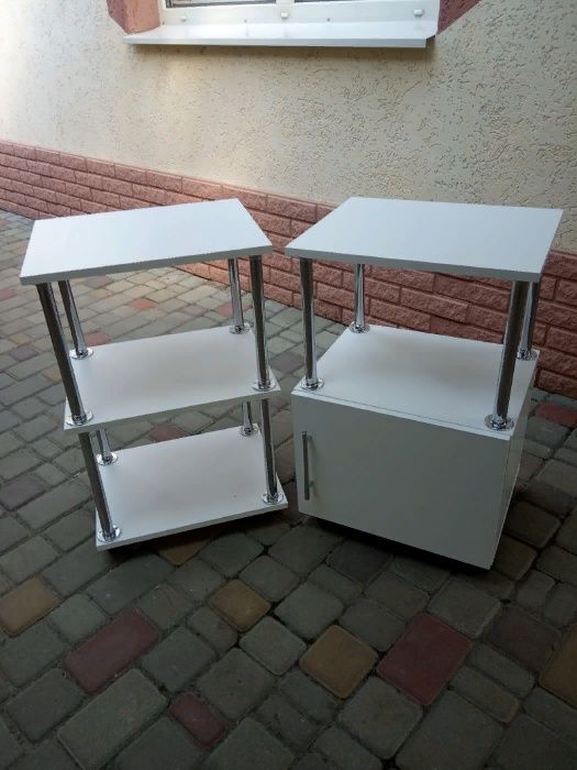 Стол маникюрный складной