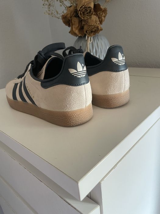 Adidas como novas