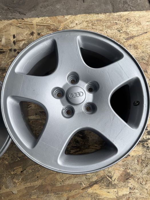 Диски Audi 5x112 R16