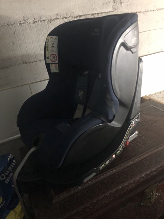 Britax Romero dualfix i-size