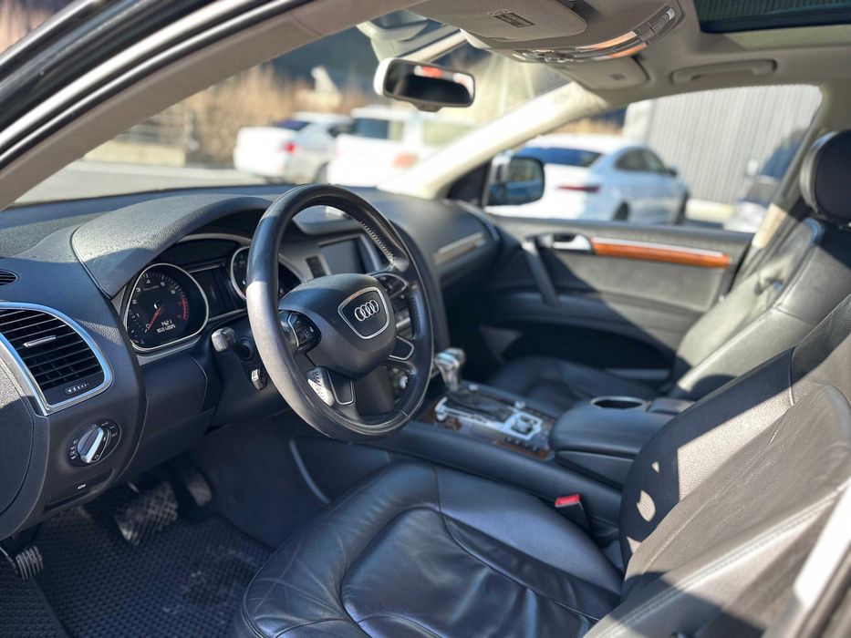 Audi Q7 2013 року Premium plus