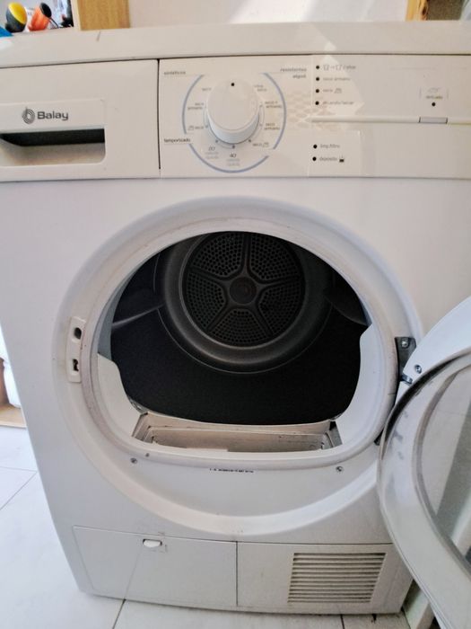 Máquina de secar roupa usada Balay