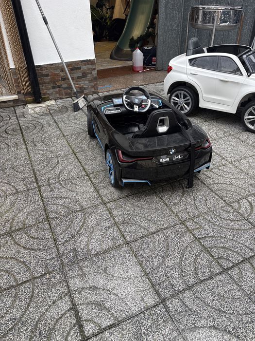 Carro eletrrico crianca