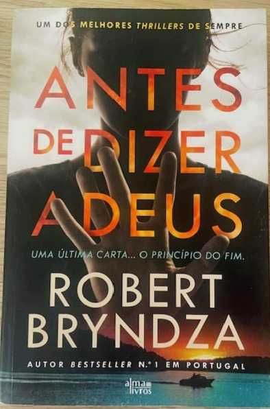 Livros de vários autores internacionais