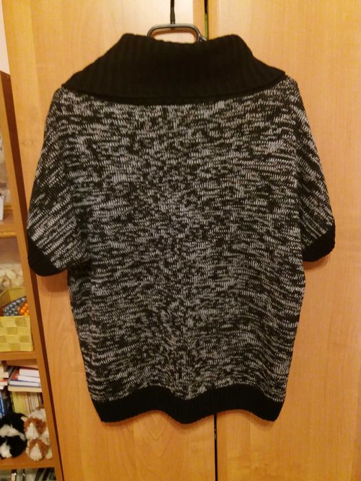 Szaro-czarny bezrękawnik sweter Esmara 38 M