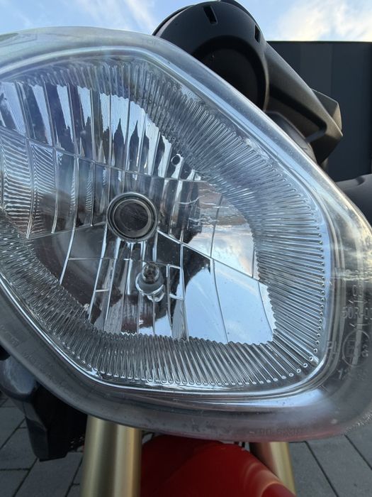 Triumph street triple 675 (2015)