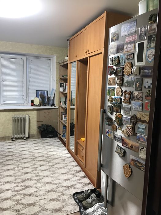 Продам кімнату в гуртожитку!метро Васильківська