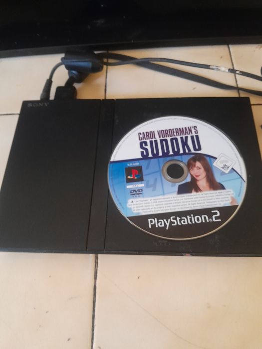 Playstation slim com avaria